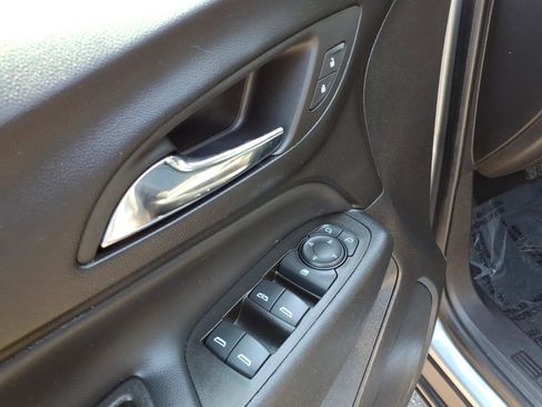 Certified 2023 Chevrolet Equinox LT image 14