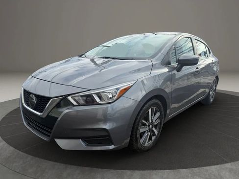 Used 2021 Nissan Versa SV image 1