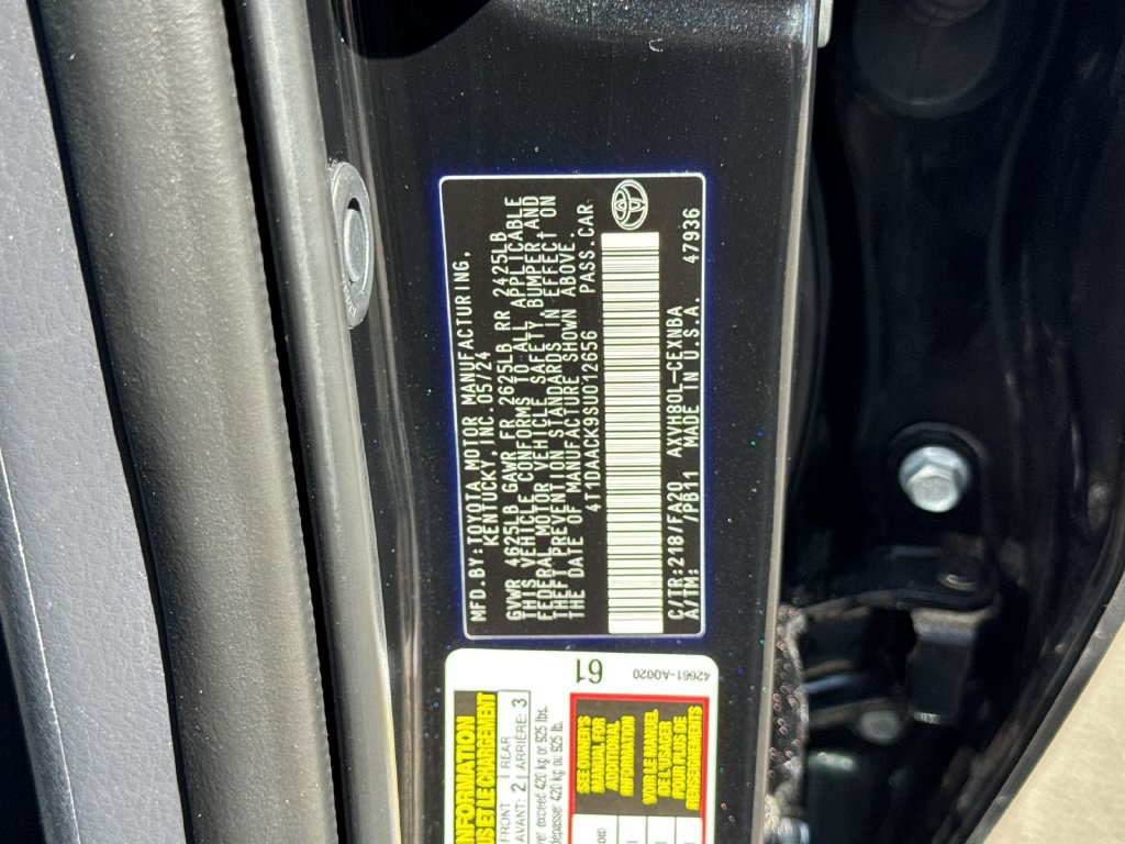 Used 2025 Toyota Camry LE FWD image 26