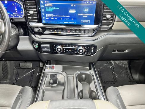 Used 2022 Chevrolet Silverado 1500 ZR2 w/ Technology Package AWD/4WD image 15