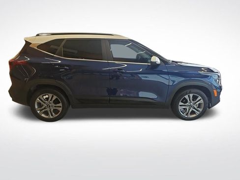 Used 2022 Kia Seltos S image 6