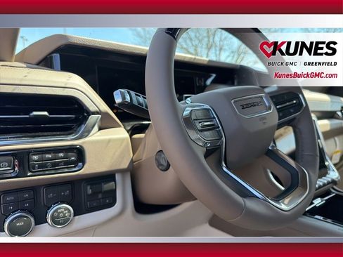 New 2026 GMC Yukon XL Denali image 15
