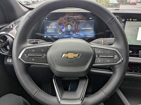 New 2026 Chevrolet Equinox LT w/ Convenience Package II image 29