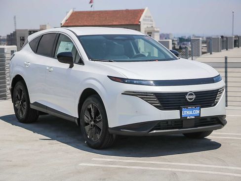 New 2025 Nissan Murano SV FWD image 3