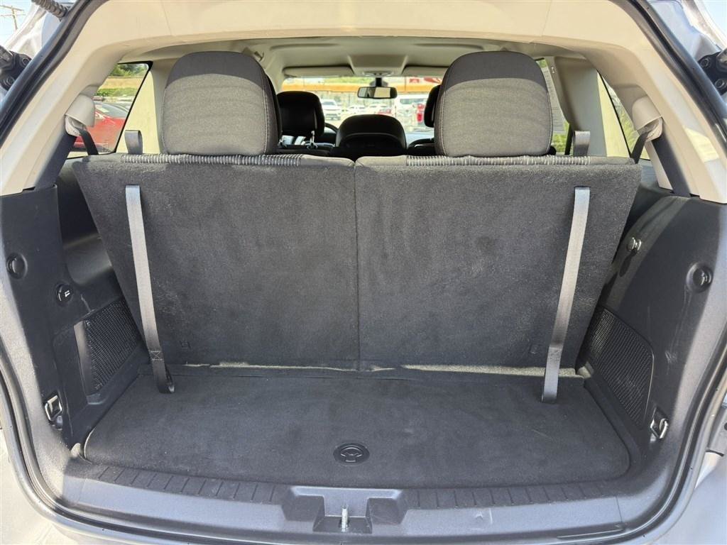 Used 2020 Dodge Journey SE FWD image 11