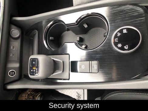 Used 2023 Nissan Rogue SV image 20