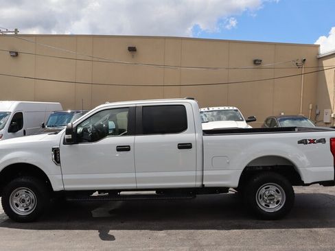 Used 2022 Ford F250 XL w/ Power Equipment Group AWD/4WD image 4