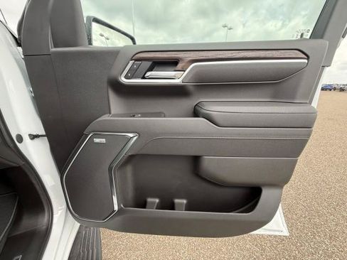 New 2026 GMC Sierra 1500 SLT RWD image 40