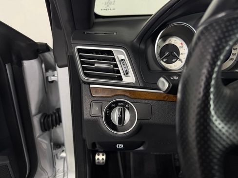 Used 2016 Mercedes-Benz E 400 Cabriolet image 24