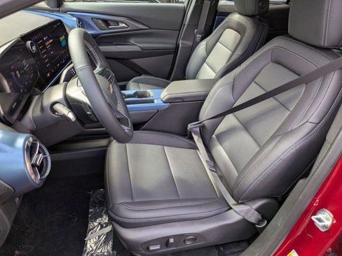 New 2026 Chevrolet Equinox EV LT image 11