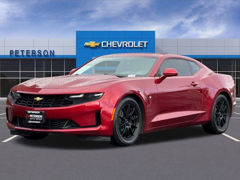 Used 2023 Chevrolet Camaro LT w/ Technology Package image 8