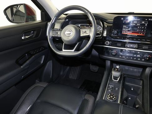 Used 2022 Nissan Pathfinder SL w/ SL Premium Package image 9