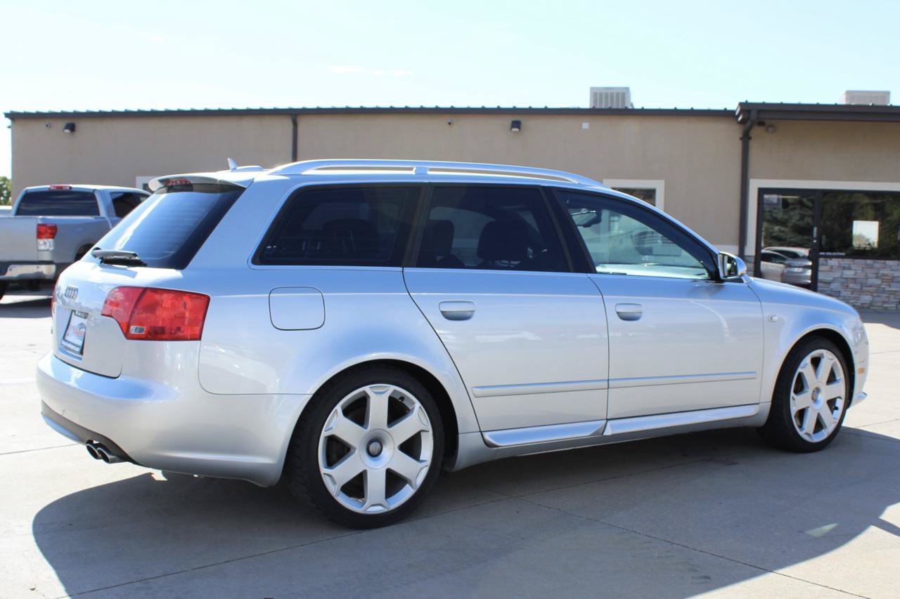 Used 2005 Audi S4 Avant AWD/4WD image 33