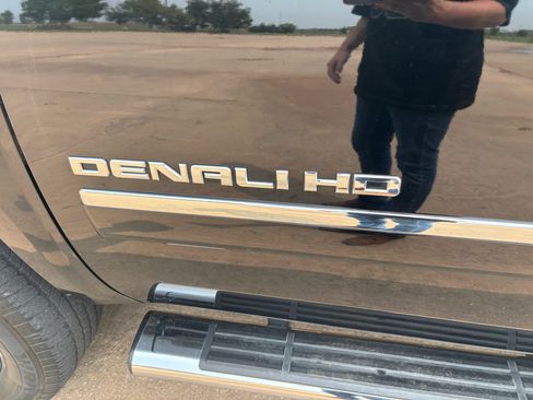 Used 2013 GMC Sierra 2500 Denali image 30