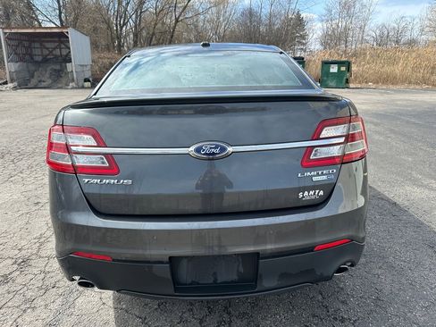 Used 2016 Ford Taurus Limited w/ Equipment Group 301A image 15