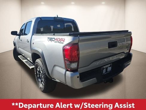 Used 2019 Toyota Tacoma TRD Off-Road w/ Technology Package image 4