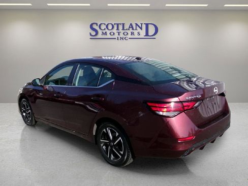 Used 2024 Nissan Sentra SV FWD image 8