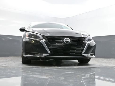 Used 2023 Nissan Altima 2.5 SV image 34