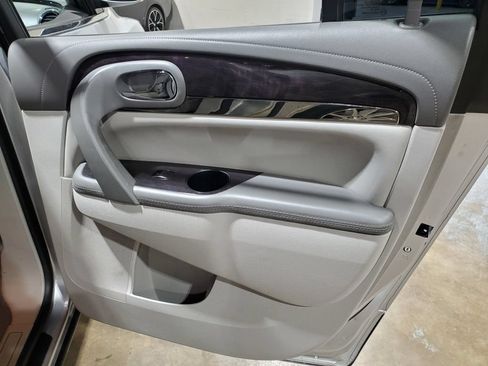 Used 2015 Buick Enclave Leather FWD image 20