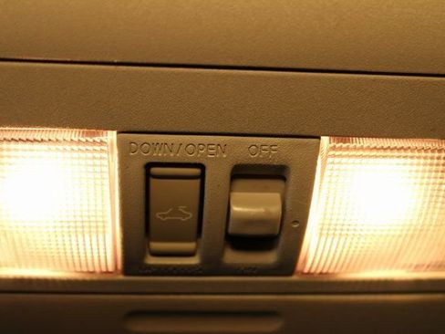 Used 2014 Nissan Frontier PRO-4X w/ Pro-4x Luxury Package image 27