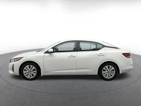 Used 2025 Nissan Sentra S FWD image 4
