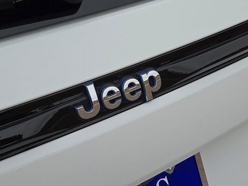 Used 2022 Jeep Grand Cherokee Limited 4xe AWD/4WD image 13