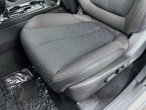 New 2026 Subaru Forester Premium AWD/4WD image 18