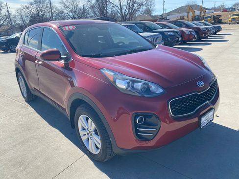 Used 2019 Kia Sportage LX image 4