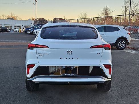 Certified 2024 Buick Envista Sport Touring w/ Advanced Safety Package image 5