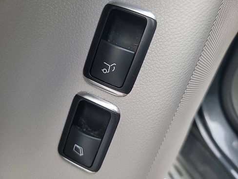 Used 2015 Mercedes-Benz GL 450 4MATIC image 16