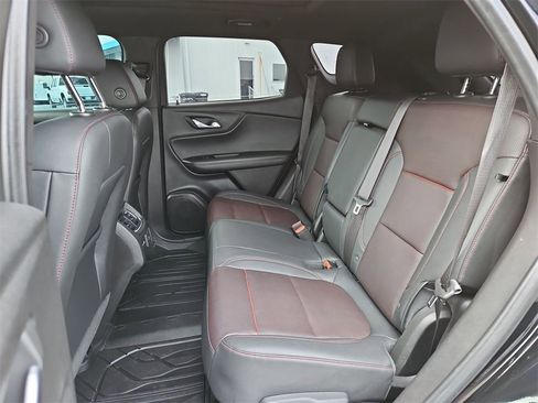 Certified 2022 Chevrolet Blazer RS w/ Enhanced Convenience Package image 32