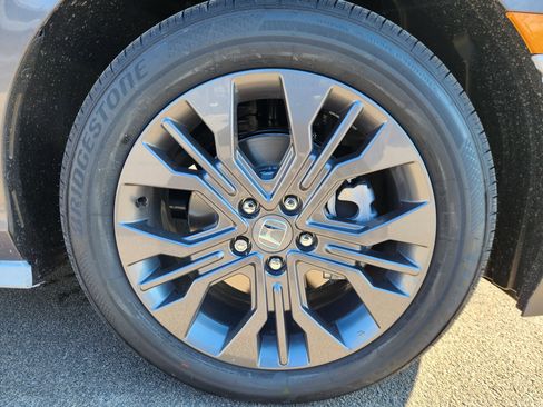 New 2026 Honda Odyssey Touring image 14