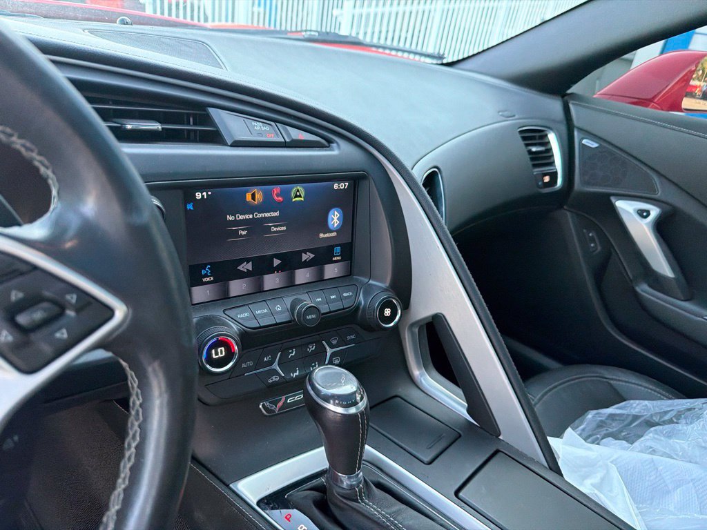 Used 2015 Chevrolet Corvette Stingray Coupe RWD image 19