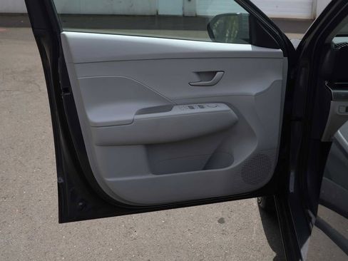 Used 2024 Hyundai Kona SEL AWD/4WD image 23