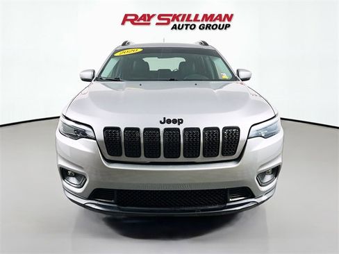Used 2020 Jeep Cherokee Latitude Plus image 2
