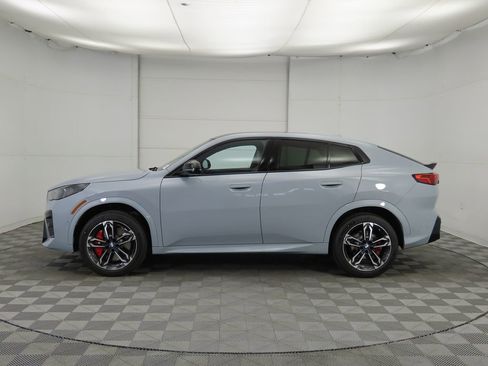 New 2026 BMW X2 xDrive28i w/ Technology Package image 8