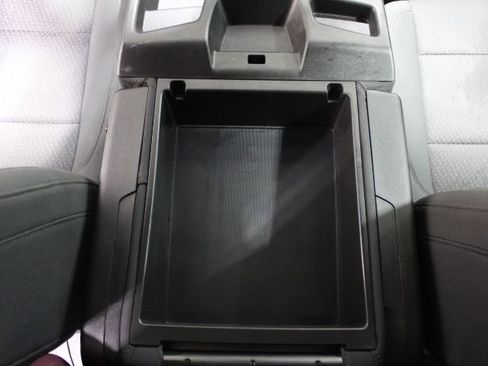 Used 2022 Chevrolet Silverado 2500 Custom w/ Custom Value Package image 29