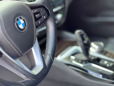Used 2019 BMW 530i w/ Convenience Package image 14