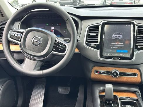 Certified 2024 Volvo XC90 T8 Plus w/ Protection Package Premier AWD/4WD image 7