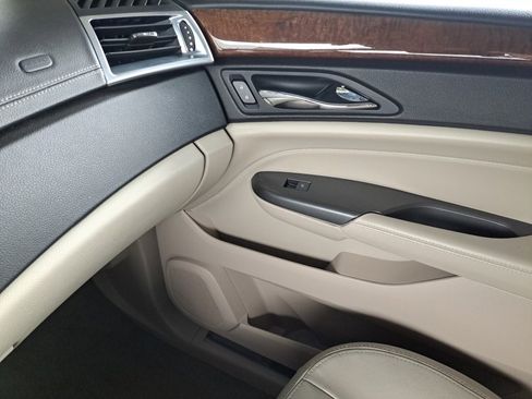 Used 2012 Cadillac SRX Premium image 31