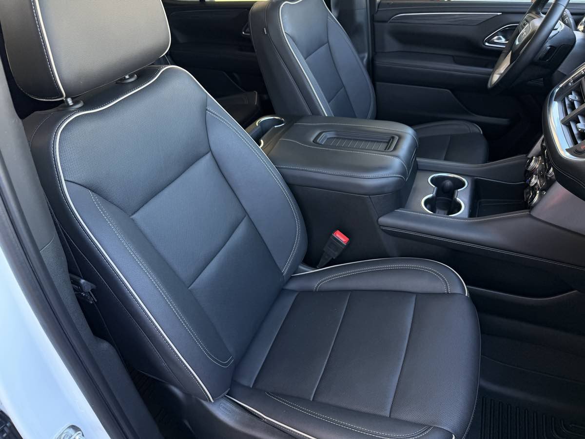 Used 2023 GMC Yukon SLT w/ SLT Premium Package RWD image 23