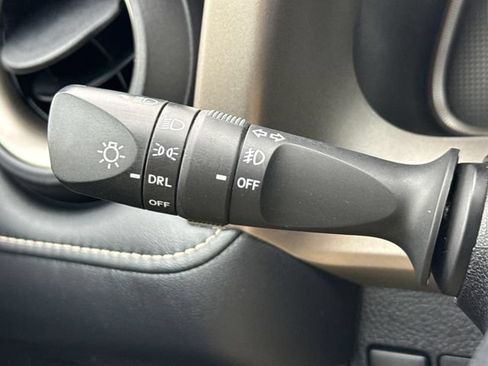 Used 2014 Toyota RAV4 XLE AWD/4WD image 20