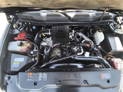 Used 2014 Chevrolet Silverado 2500 LTZ w/ LTZ Plus Package AWD/4WD image 20