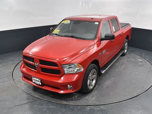 Used 2018 RAM 1500 Express w/ Express Value Package image 35