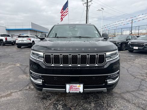 Used 2024 Jeep Wagoneer L Series III w/ Flexible Seating Group AWD/4WD image 30