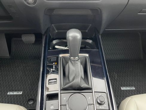 Used 2024 MAZDA CX-30 AWD 2.5 S w/ Preferred Package image 13