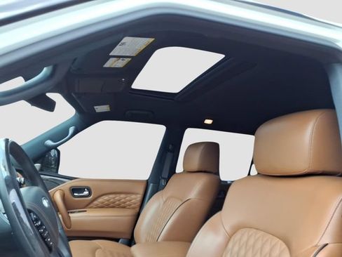 Certified 2023 INFINITI QX80 Sensory w/ Cargo Package AWD/4WD image 4