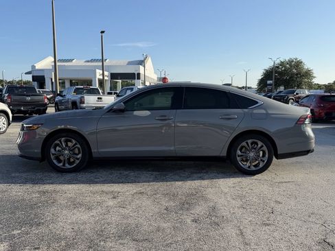 Used 2025 Honda Accord EX-L image 7