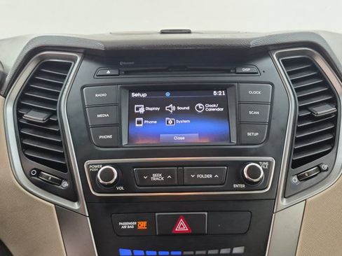 Used 2018 Hyundai Santa Fe Sport FWD image 13