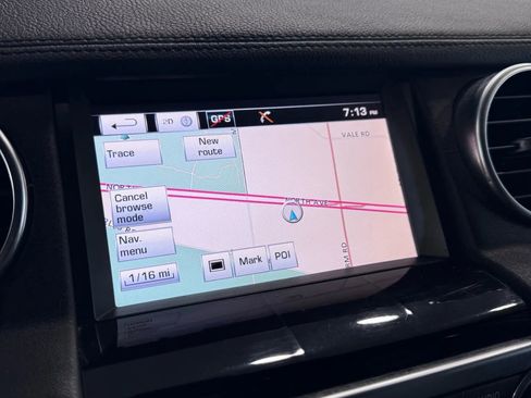 Used 2016 Land Rover LR4 HSE Silver Edition image 32